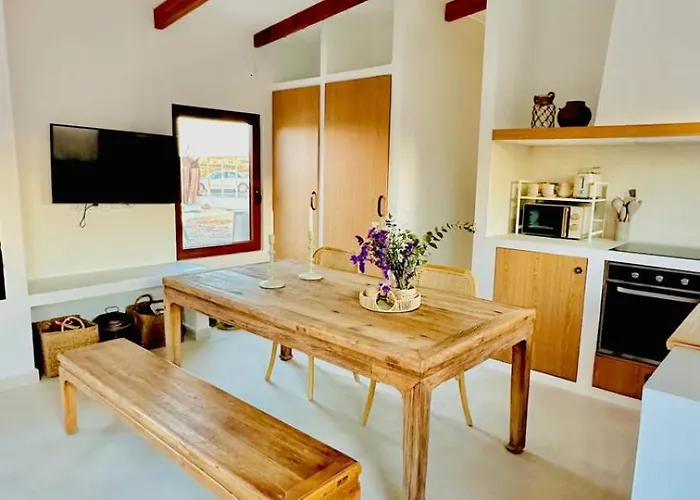 Villa Salinas Natural Park