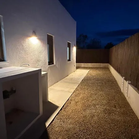 فيلة Salinas Natural Park *