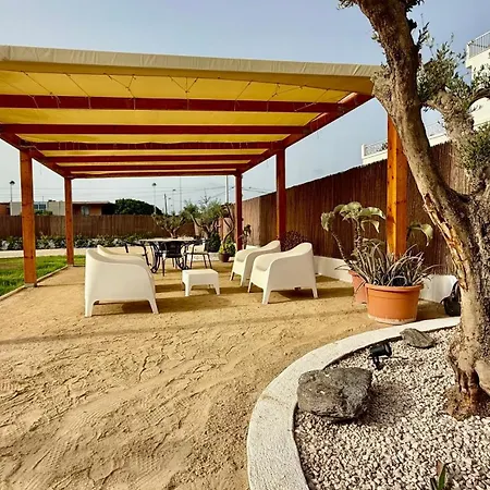 فيلة Salinas Natural Park