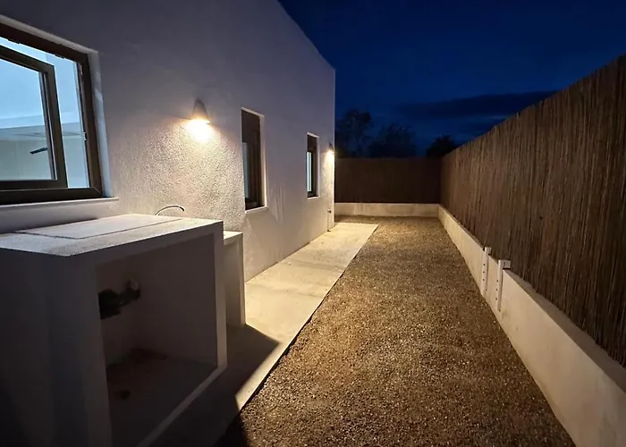 Salinas Natural Park فيلة *