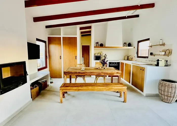 Salinas Natural Park فيلة *