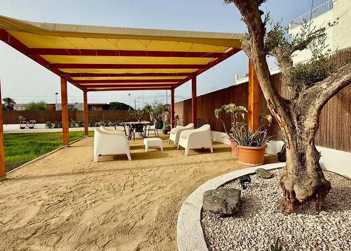 فيلة Salinas Natural Park